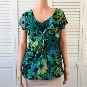 AXCESS Green Floral V-Neck Short Sleeve Blouse Size Medium